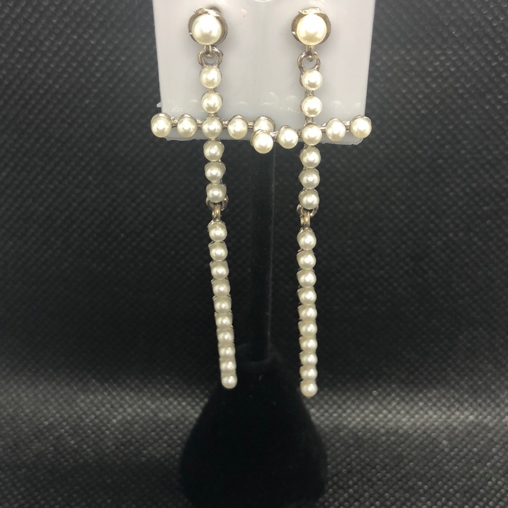 CROSS DANGLING EARRINGS